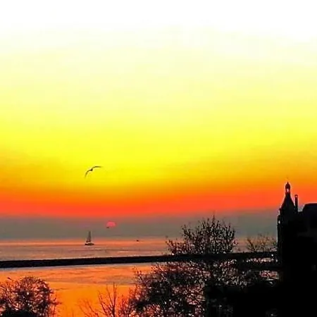 Deniz Hotel 3*
